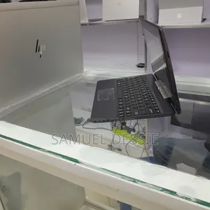 Laptop Asus 2GB Intel Atom SSD 60GB