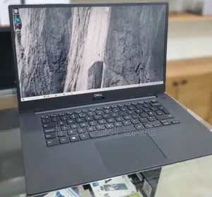 New Laptop Dell Precision 5540 32GB Intel Core I7 SSD 512GB