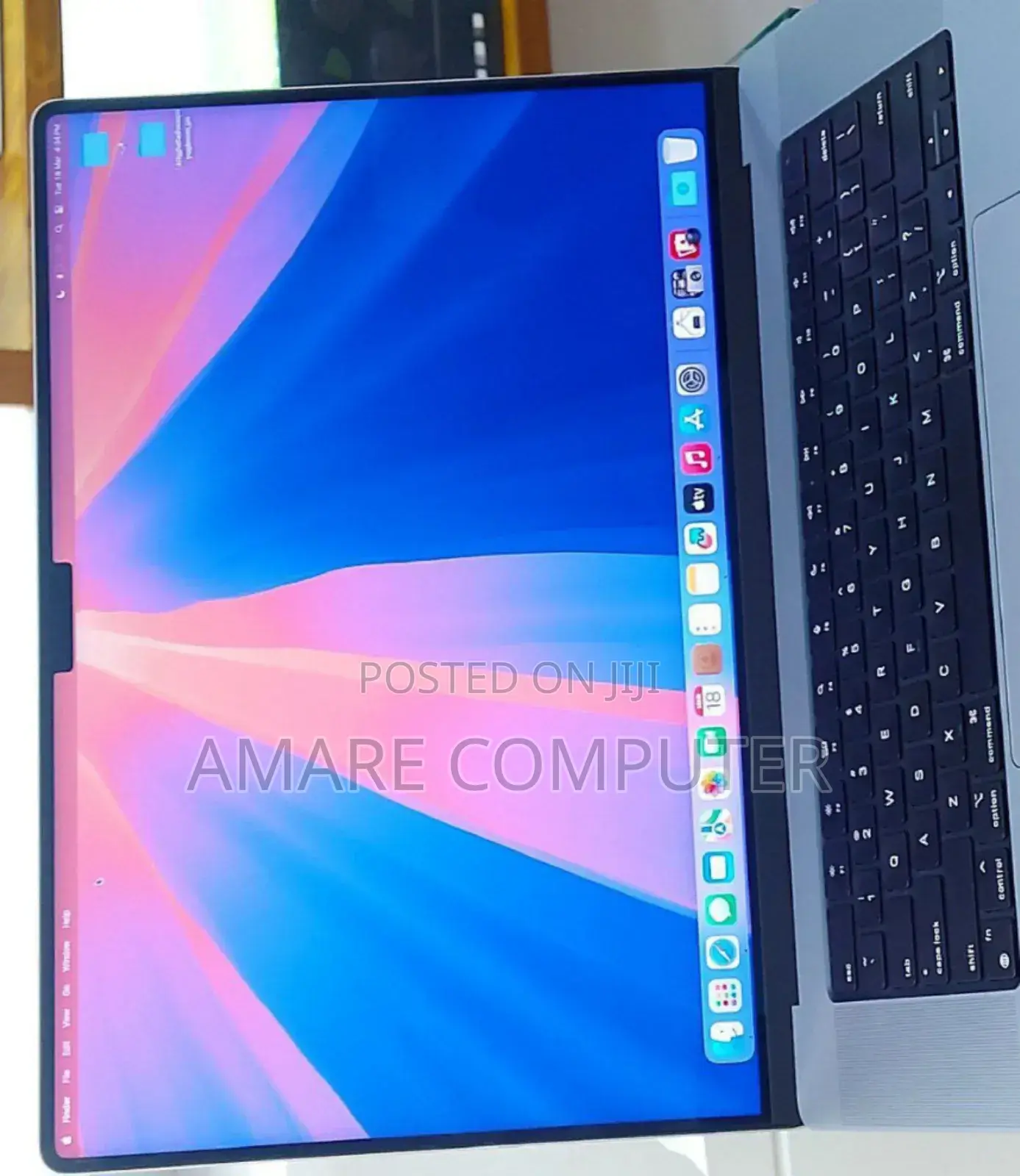 New Laptop Apple MacBook Pro M1 16GB Apple M1 Pro SSD 1T