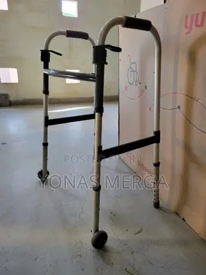 Photo - Adult Walker With Cup Holder፭挐folds With Ease and Functions