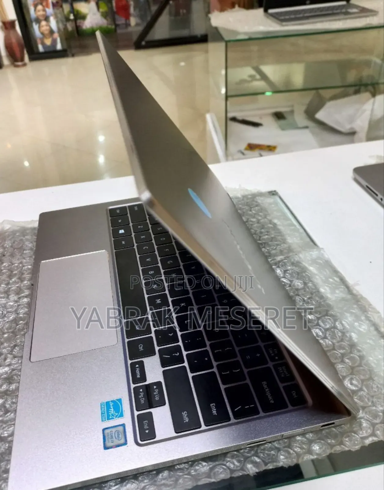 New Laptop Samsung 16GB Intel Core I7 SSD 512GB