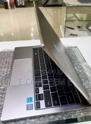 New Laptop Samsung 16GB Intel Core I7 SSD 512GB