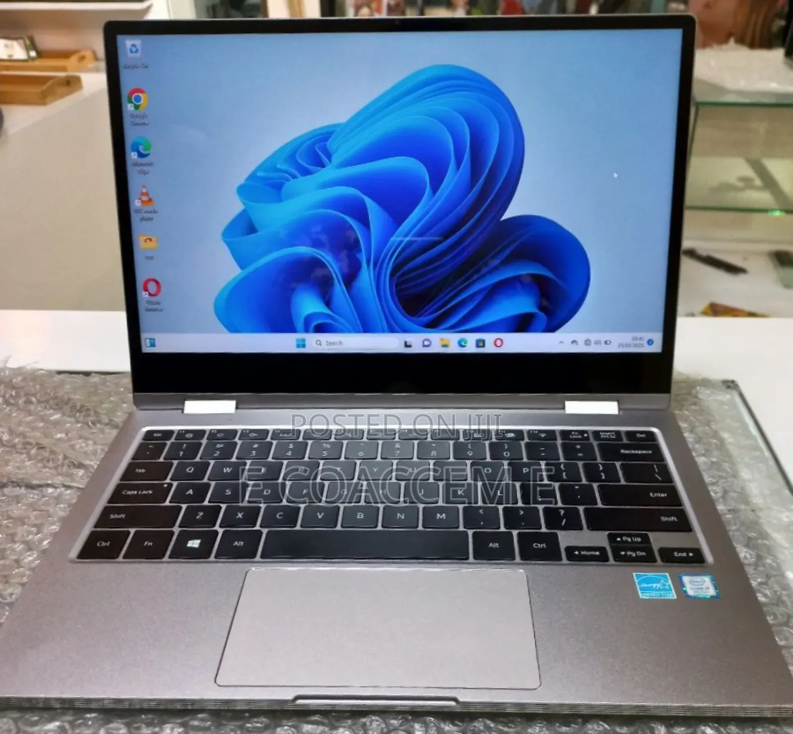 New Laptop Samsung 16GB Intel Core I7 SSD 512GB