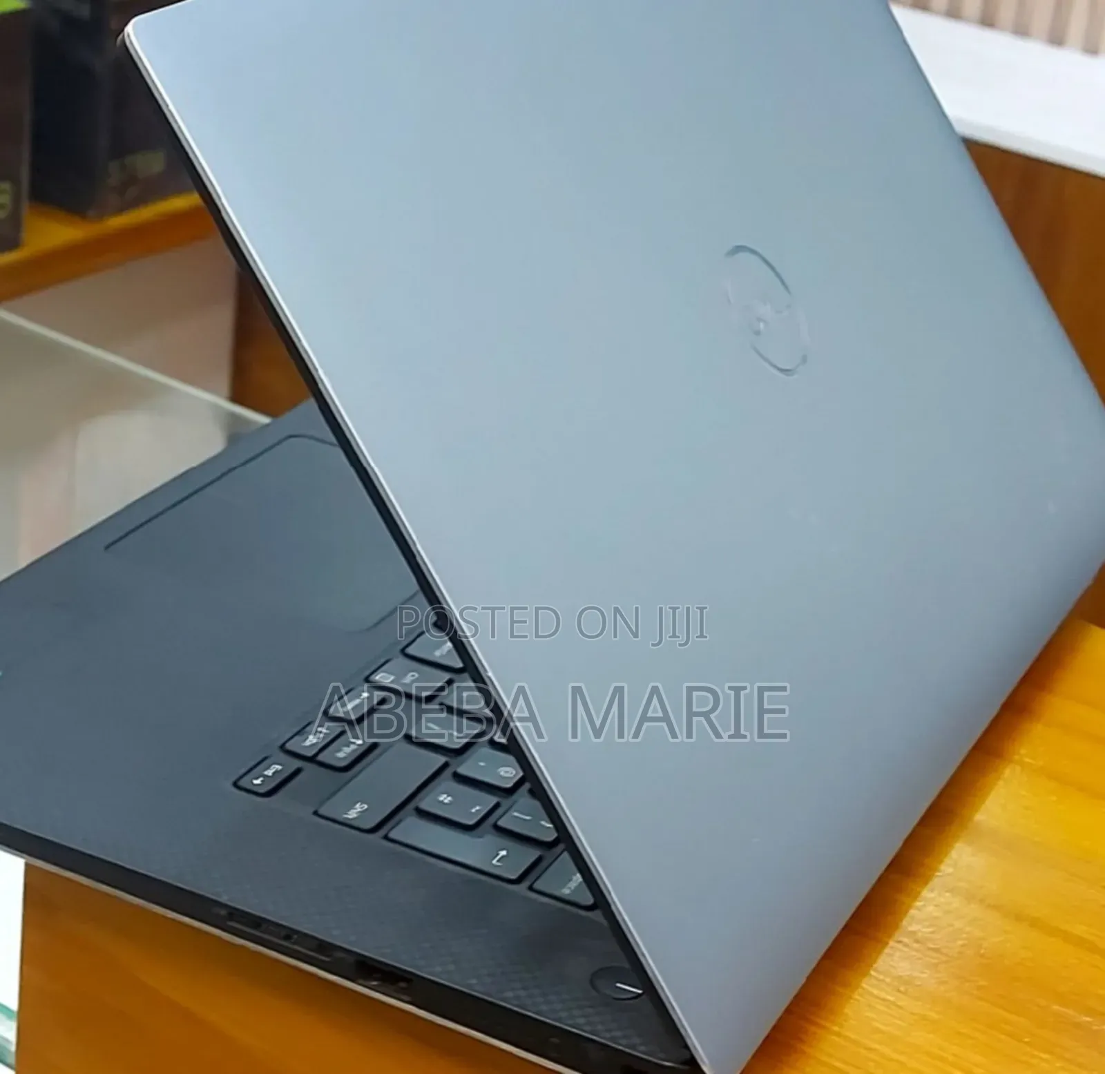 New Laptop Dell Precision 15 5540 32GB Intel Core I7 SSD 512GB