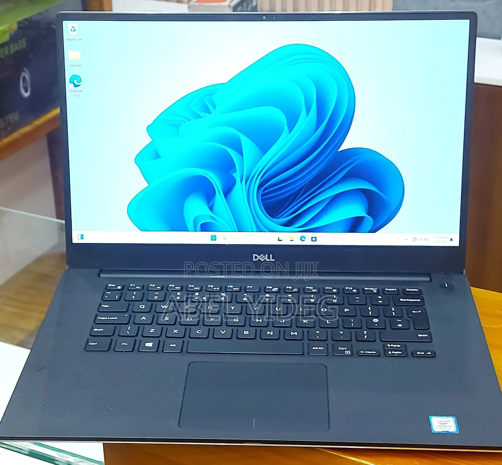 New Laptop Dell Precision 5540 32GB Intel Core I7 SSD 512GB