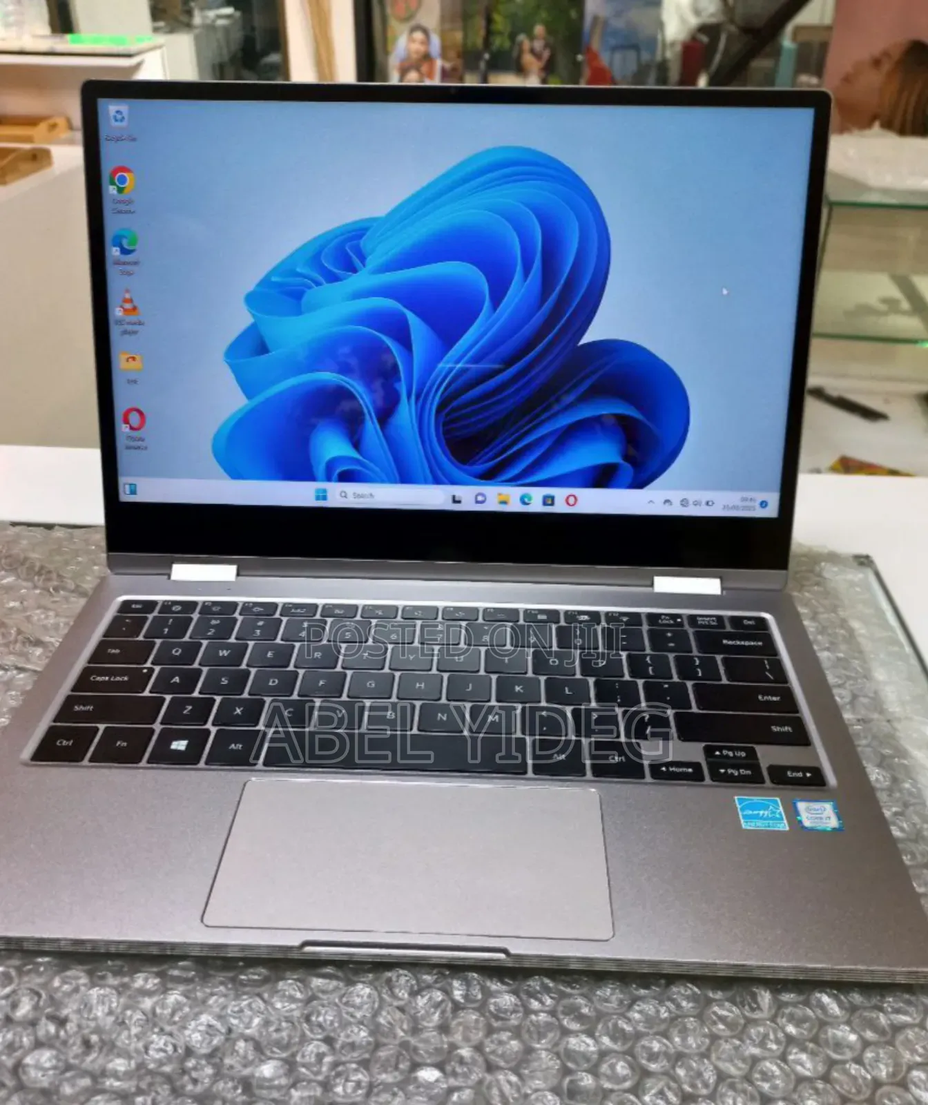 New Laptop Samsung 16GB Intel Core I7 SSD 512GB