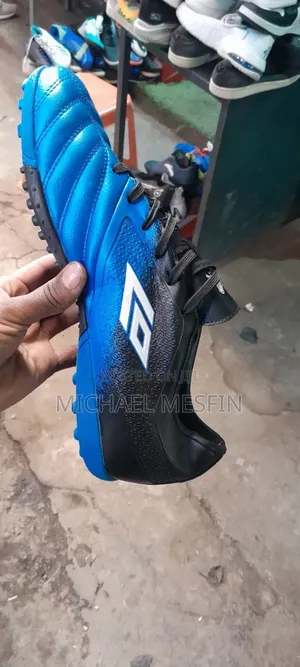 Photo - Mans Sport Shose