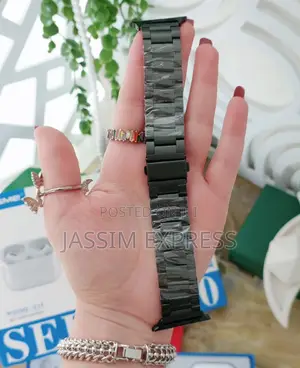 With Seven Straps (Series 10) Smart Watch + Airpods