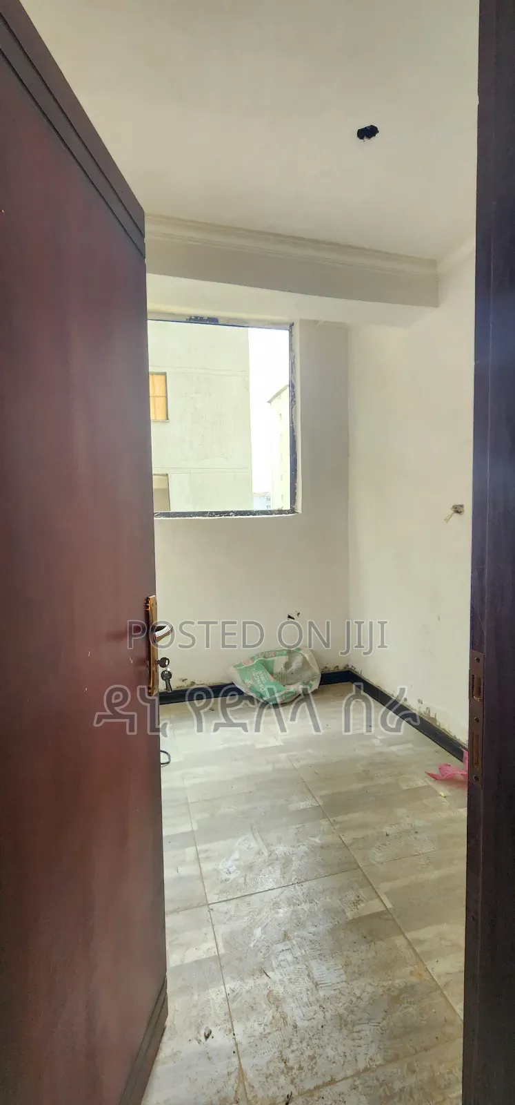 Furnished 3bdrm Condo in አዲስ አበበ, Bole for sale