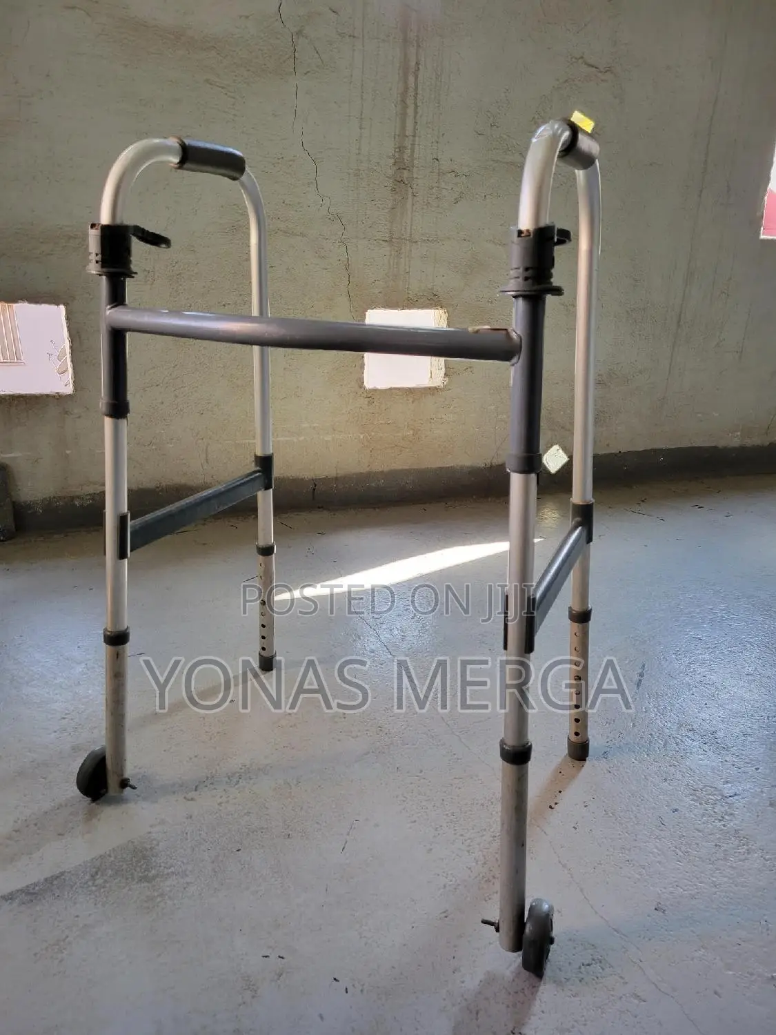 4legged Walker፯凸walker§∆Meticulous Design for Better Balance