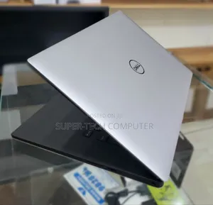 New Laptop Dell Precision 5540 32GB Intel Core I7 SSD 512GB