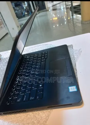 New Laptop Dell Latitude 5310 8GB Intel Core I7 SSD 256GB