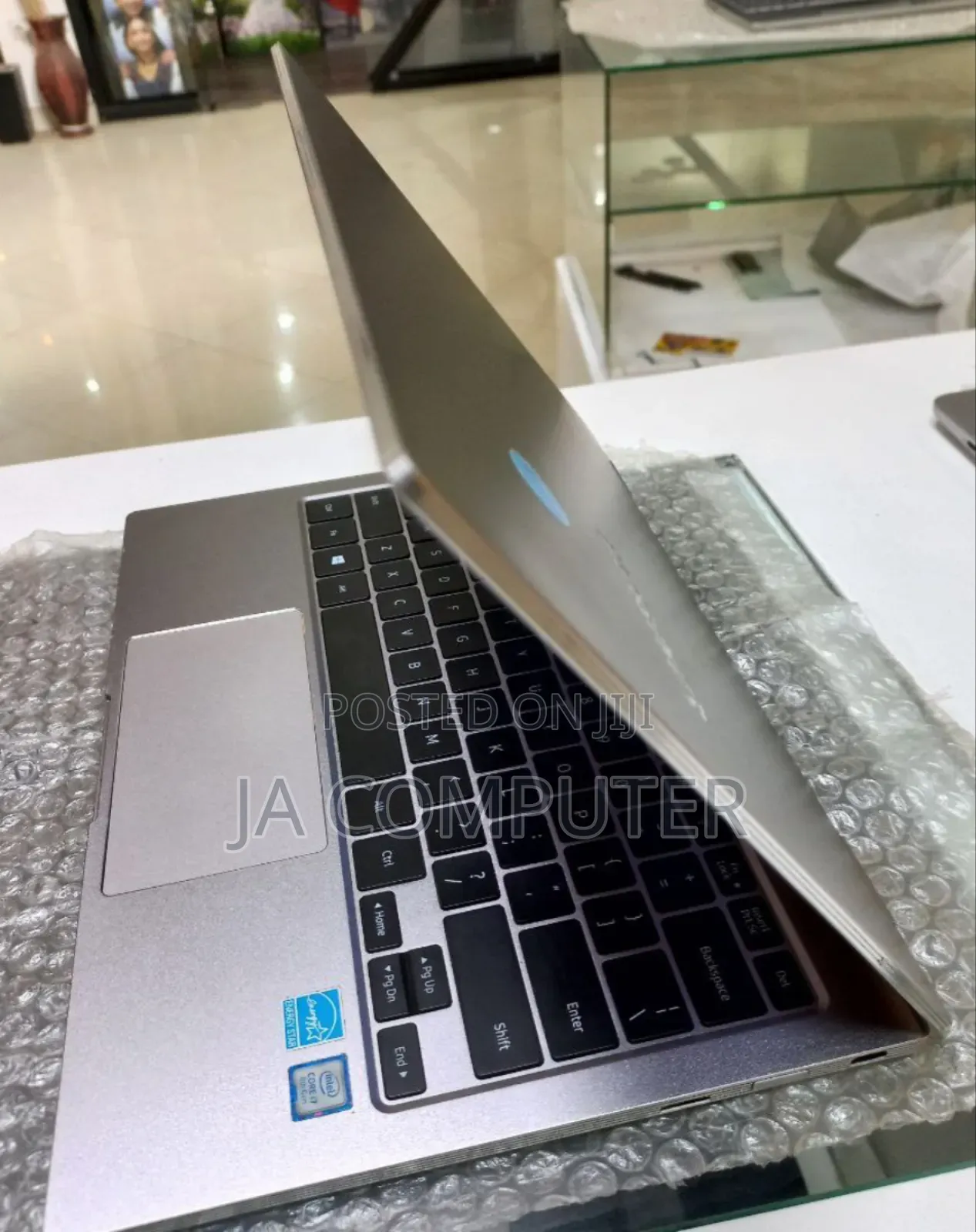 New Laptop Samsung NP-X360 16GB Intel Core I7 SSD 512GB