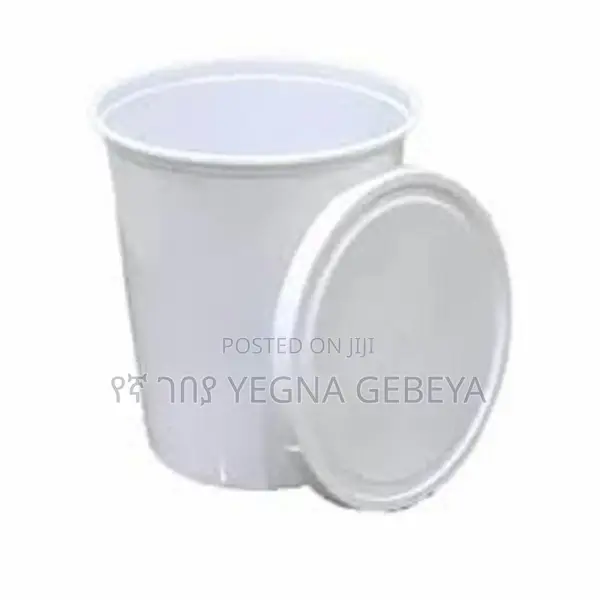 ፕላስቲክ ክዳን ያለው የእርጎ መጠጫ