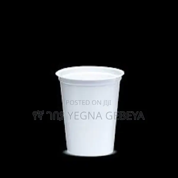 White Plastic Yogurt Packing Cup