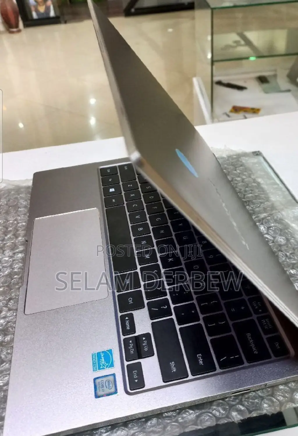 New Laptop Samsung N210 16GB Intel Core I7 SSD 512GB