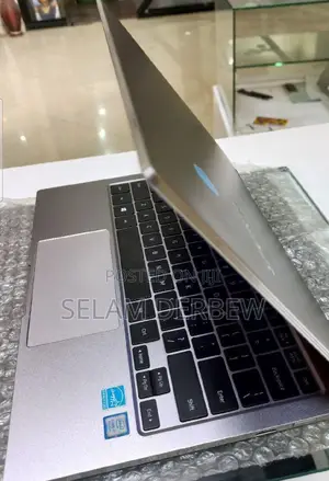 New Laptop Samsung N210 16GB Intel Core I7 SSD 512GB