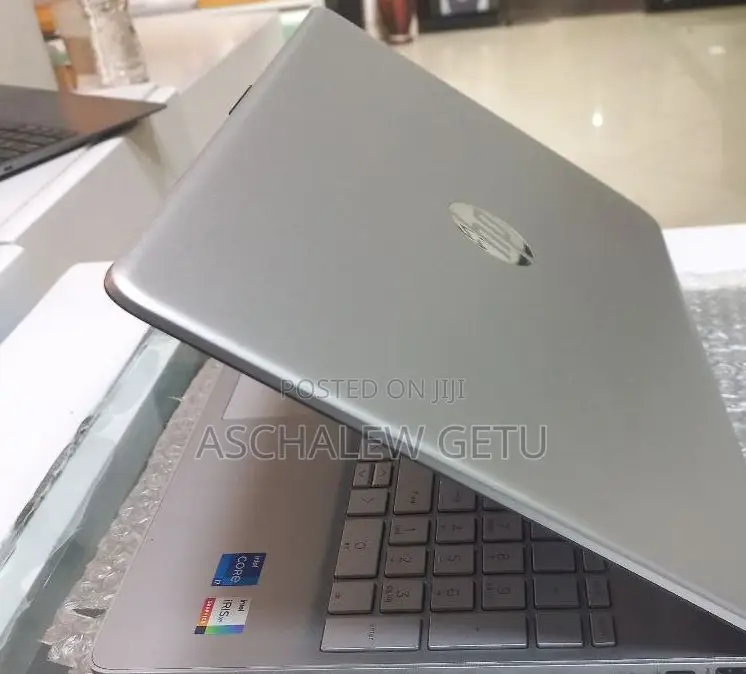 New Laptop HP Stream Notebook 16GB Intel Core I7 SSD 512GB