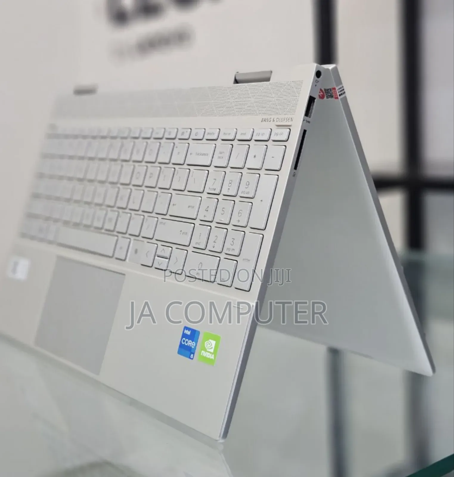 New Laptop HP Envy X360 16GB Intel Core I5 SSD 512GB