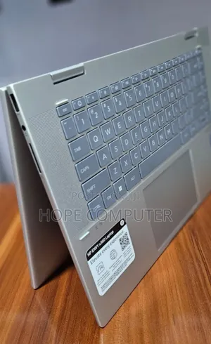 New Laptop HP Envy X360 8GB Intel Core I5 SSD 512GB