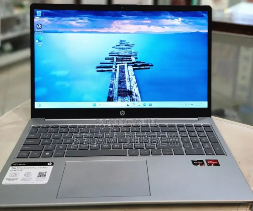 New Laptop HP Stream Notebook 8GB AMD Ryzen 5 SSD 512GB