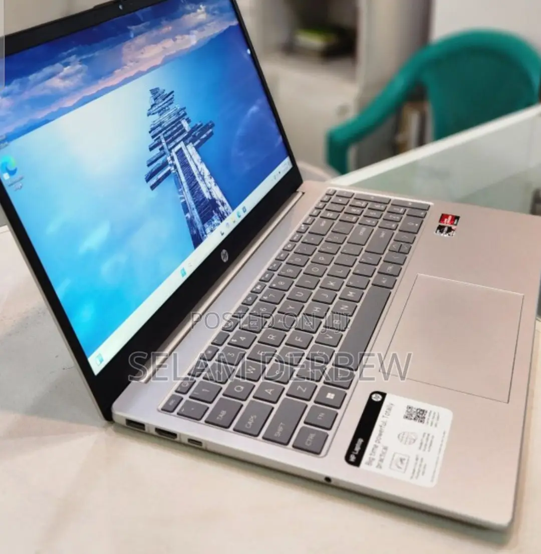 New Laptop HP Stream Notebook 8GB AMD Ryzen 5 SSD 512GB