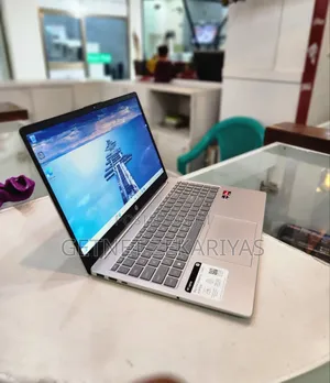 New Laptop HP Stream Notebook 8GB AMD Ryzen 5 SSD 512GB