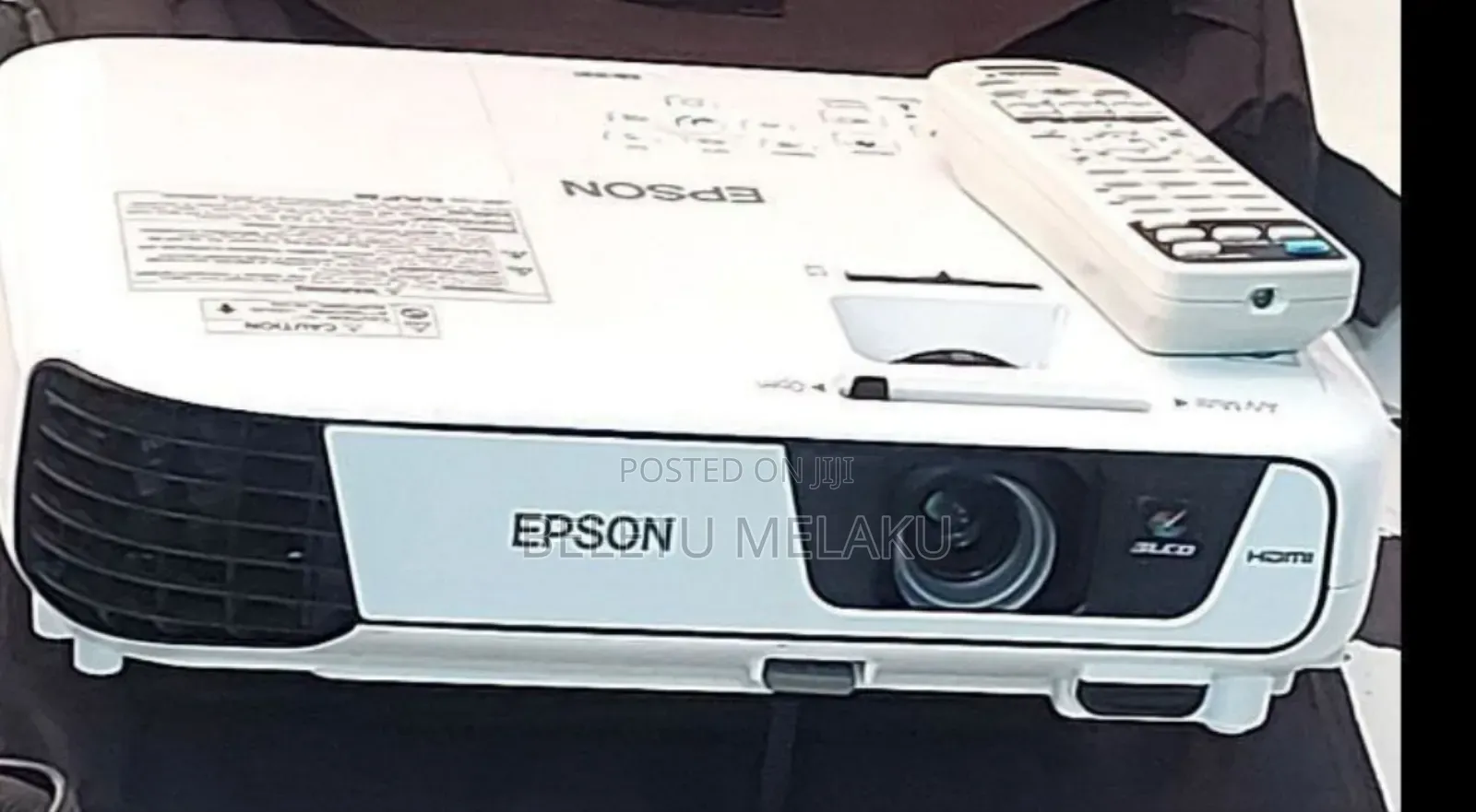 Epson Proje1 Has : Remote Hardware Interface: Vga, Usb