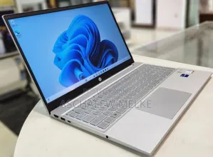 Photo - Laptop HP Pavilion 15 16GB Intel Core I7 SSD 512GB