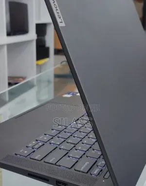 New Laptop Lenovo Ideapad 3 16GB Intel Core I7 SSD 512GB