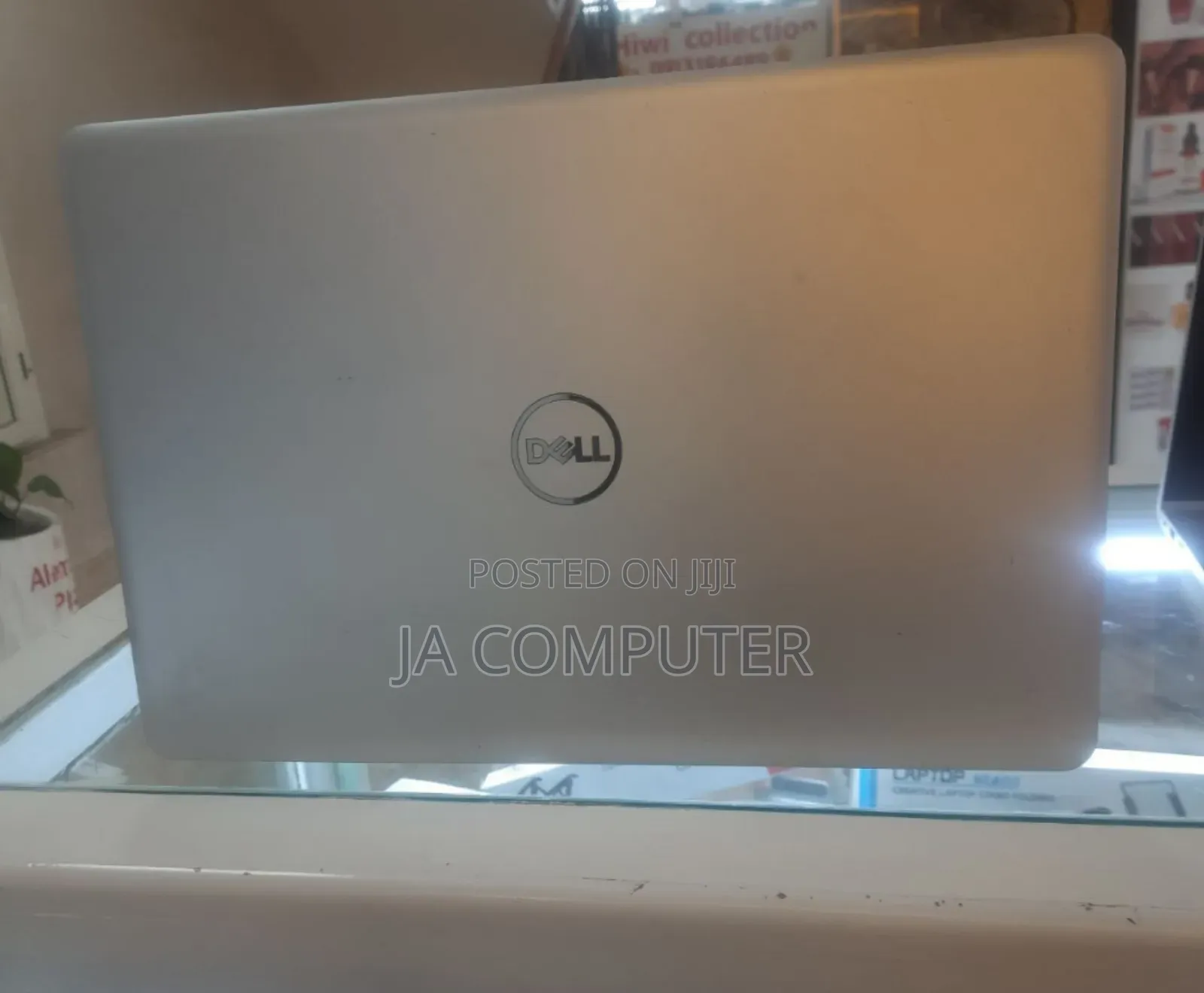 New Laptop Dell Latitude 5310 16GB Intel Core I7 SSHD (Hybrid) 1.5T