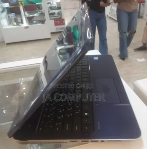 New Laptop HP Pavilion 15 8GB Intel Core I5 HDD 500GB