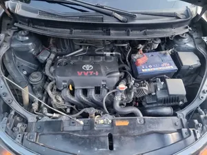 Toyota Yaris 2015 Gray