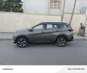 Photo - Toyota Rush 2022 Gray