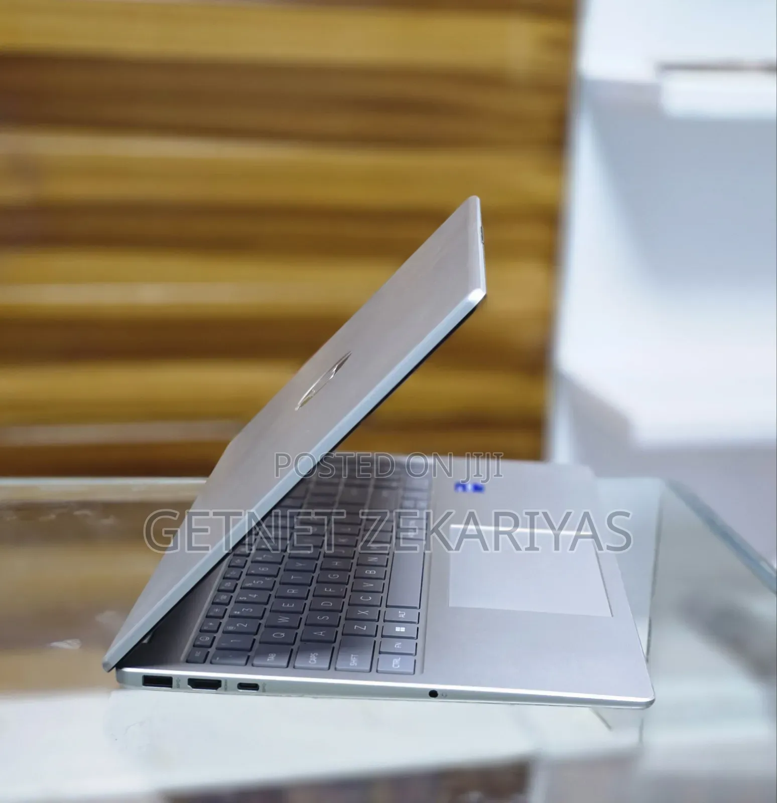 New Laptop HP Stream Notebook 16GB Intel Core I7 SSD 512GB