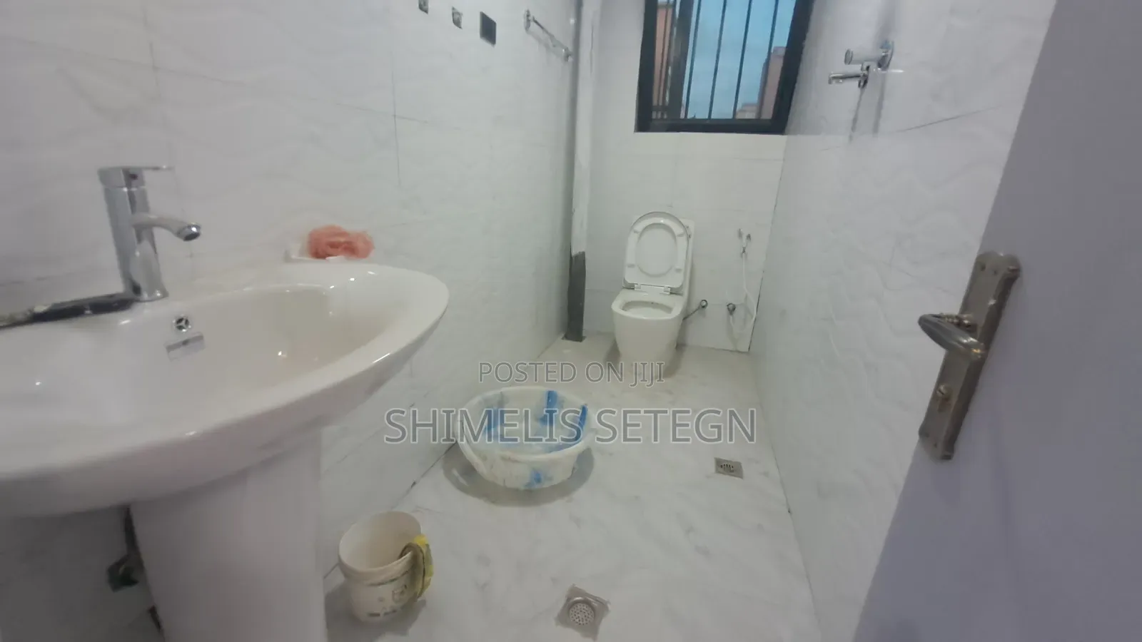 3bdrm Condo in Bole for rent