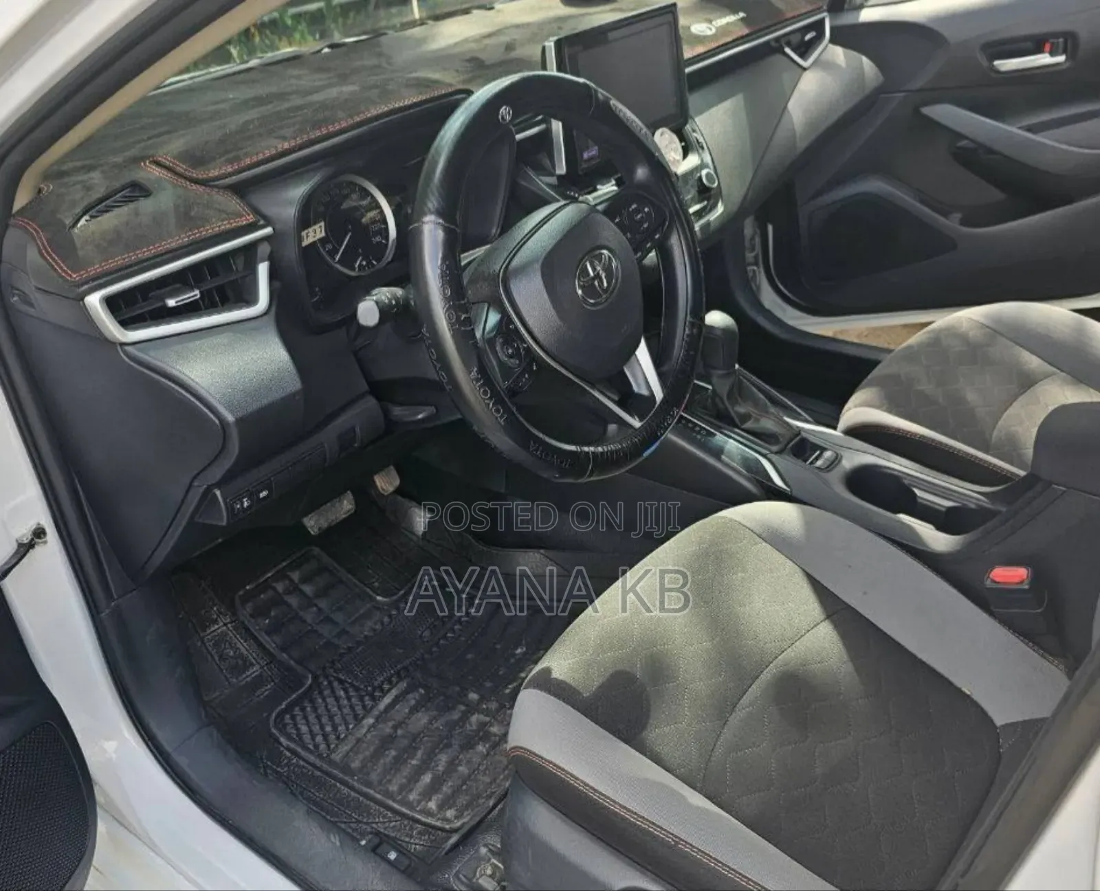 Toyota Corolla 2022 White