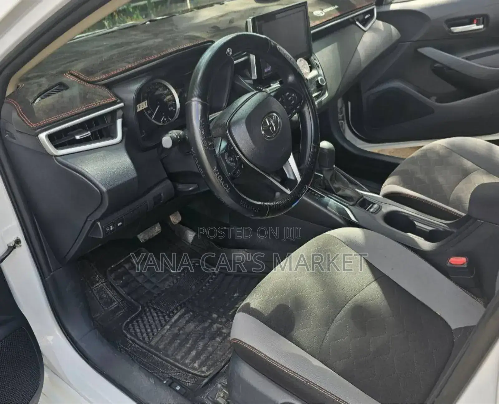 Toyota Corolla 2022 White