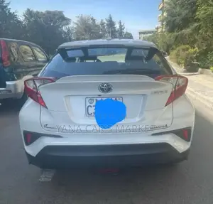 Toyota C-HR 2022 White