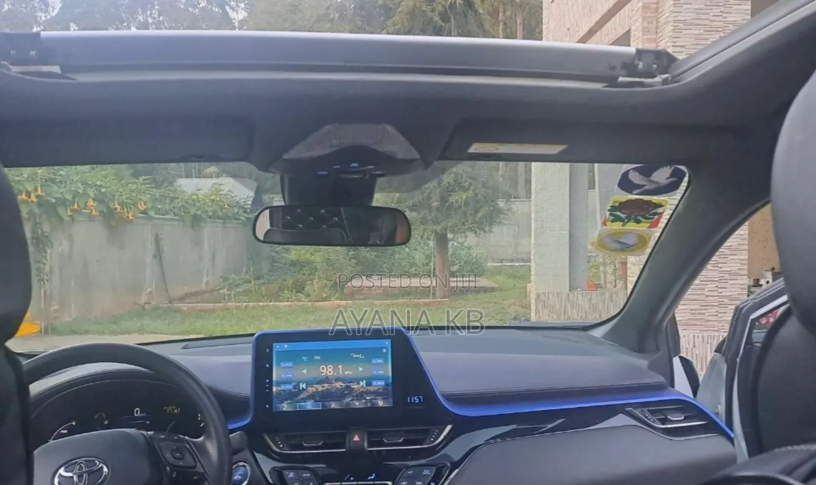 Toyota C-HR 2022 White