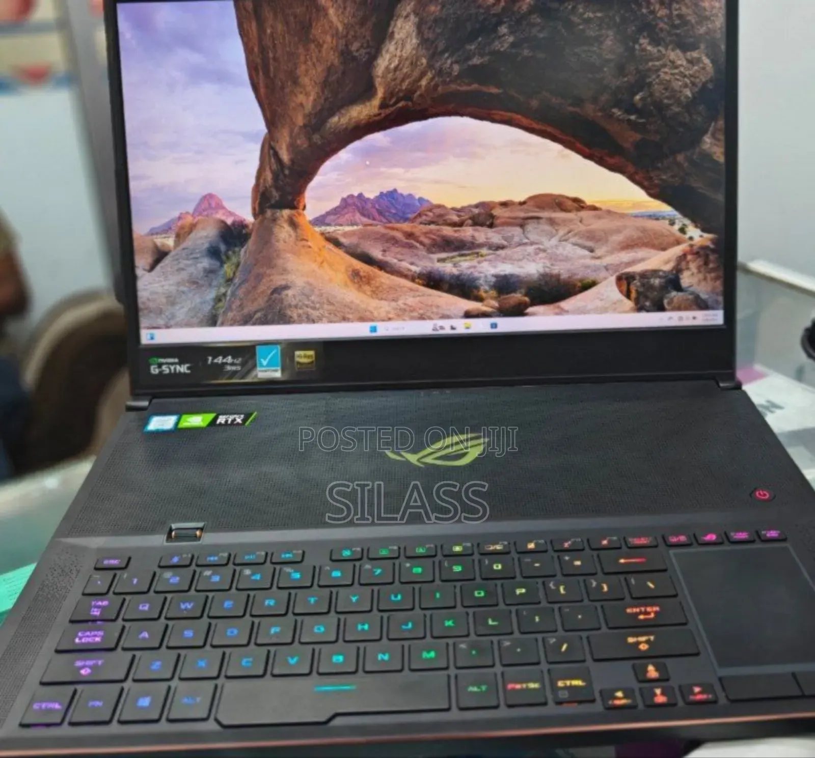 New Laptop Asus ROG Zephyrus G15 16GB Intel Core I7 SSD 1T