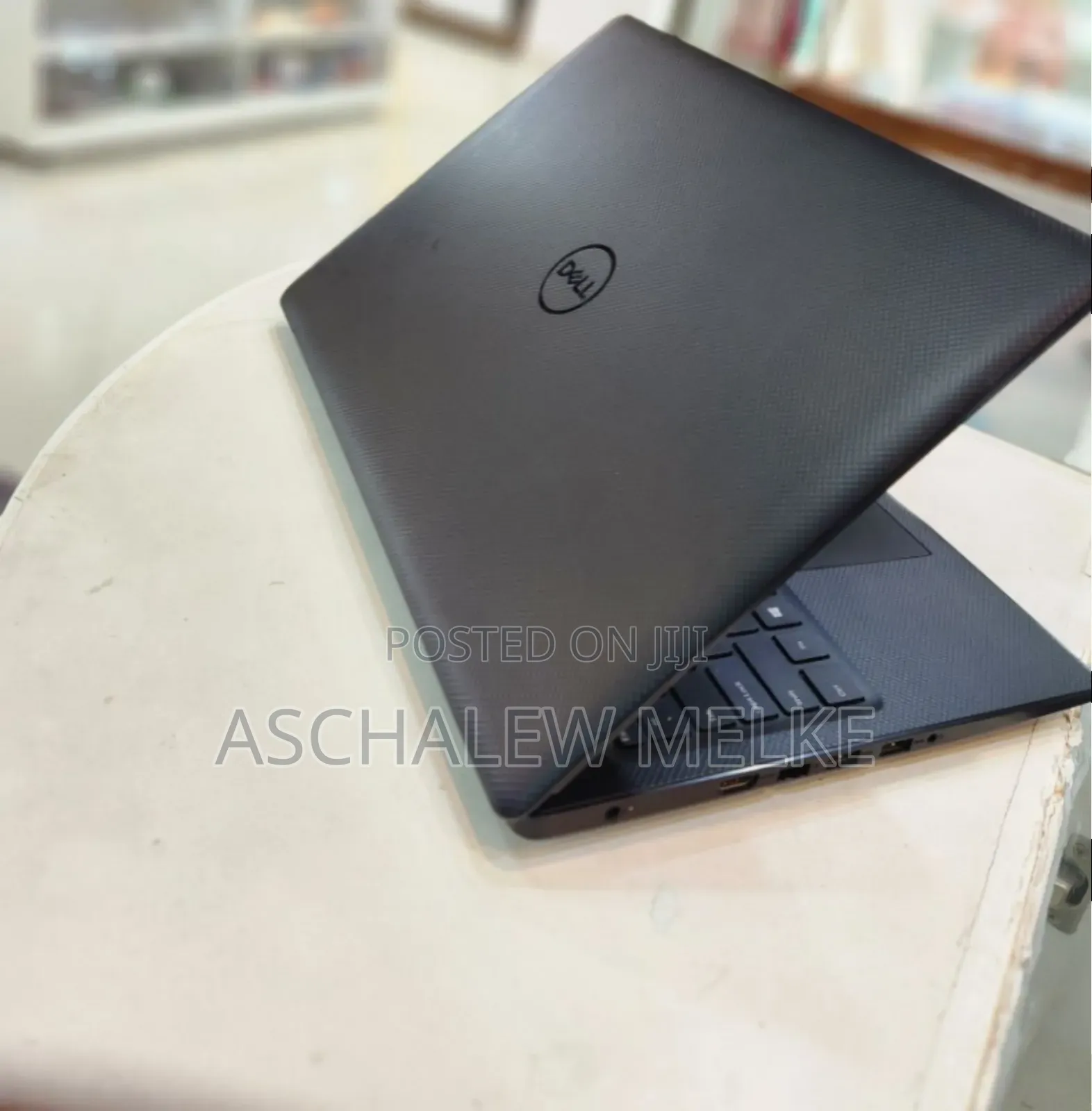 New Laptop Dell Vostro DVCI325 8GB Intel Core I5 SSD 1T