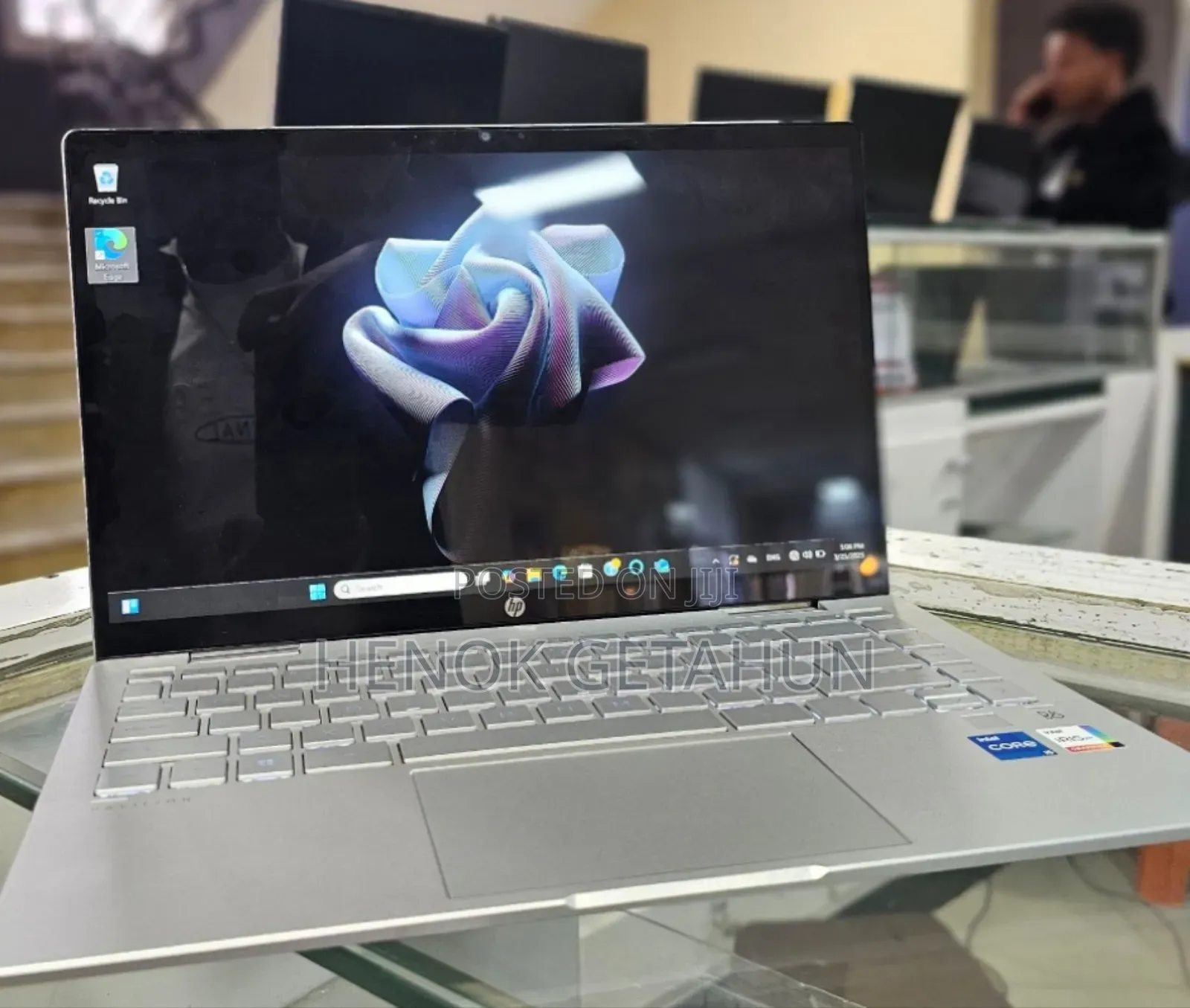 New Laptop HP Pavilion 15 8GB Intel Core I5 SSD 512GB