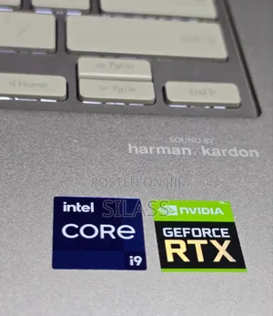 New Laptop Asus ZenBook UX31LA 32GB Intel Core I9 SSD 512GB