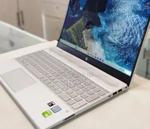 New Laptop HP Pavilion 15 8GB Intel Core I5 SSD 1T