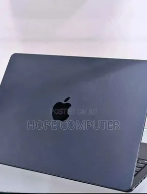 Photo - New Laptop Apple MacBook Air 2024 M3 15-Inch 8GB Apple M3 SSD 512GB