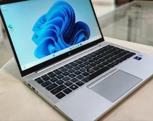 New Laptop HP EliteBook 840 G8 16GB Intel Core I7 SSD 512GB