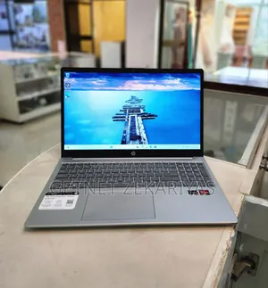 New Laptop Asus ZenBook UX430UA 32GB Intel Core I9 SSD 512GB