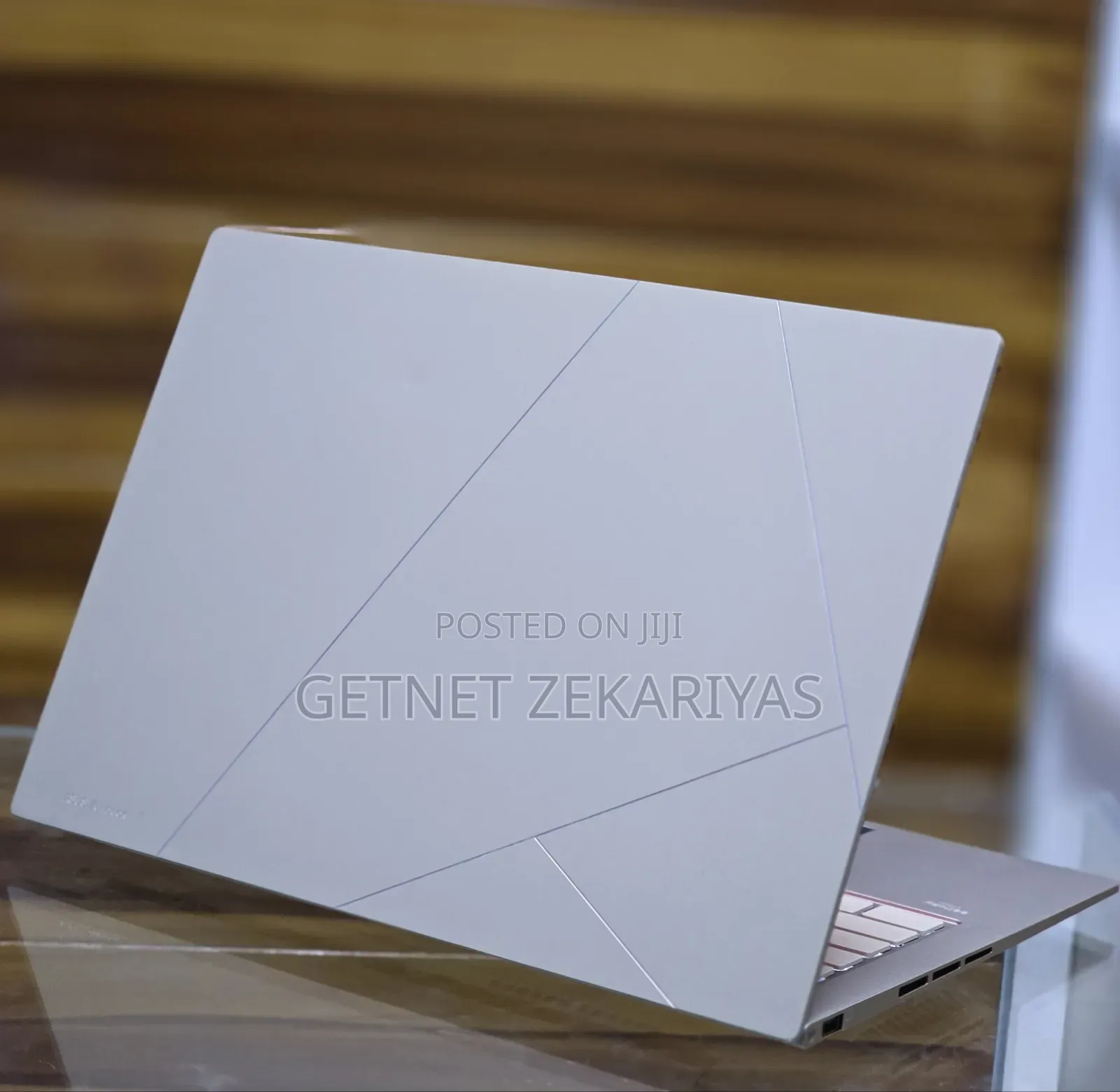 New Laptop Asus ZenBook UX430UA 32GB Intel Core I9 SSD 512GB