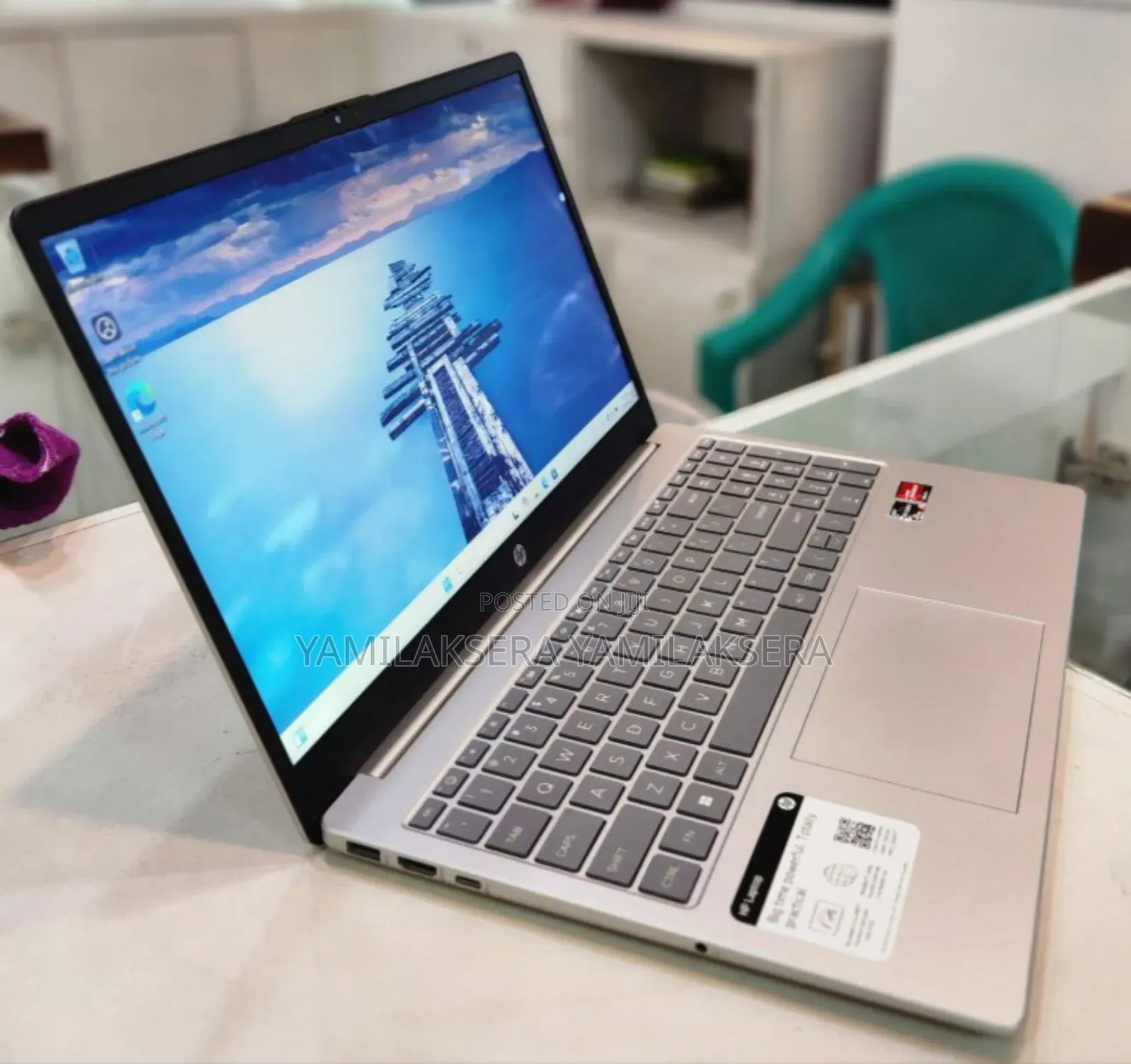 New Laptop HP Stream Notebook 8GB AMD Ryzen 5 SSD 512GB